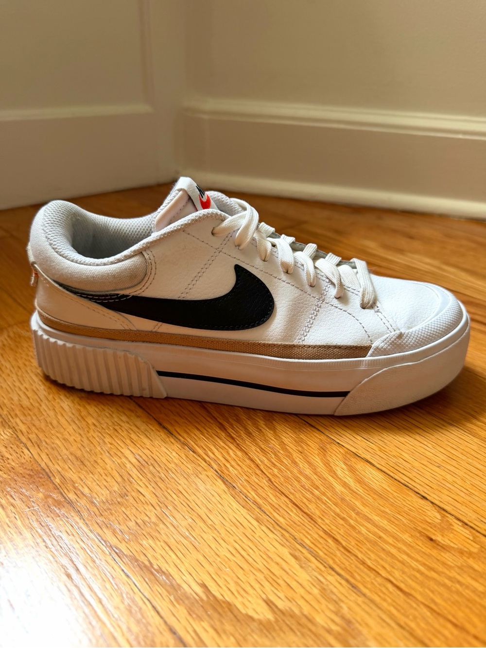 Nike Court Legacy Lift Platform Sneakers White Hemp Women’s Size 6